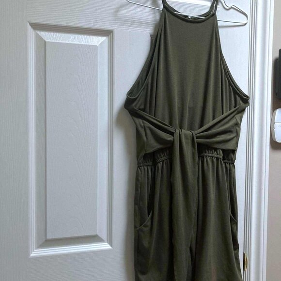 Cute Zesica High Neck Halter Romper Shorts - Picture 8 of 14